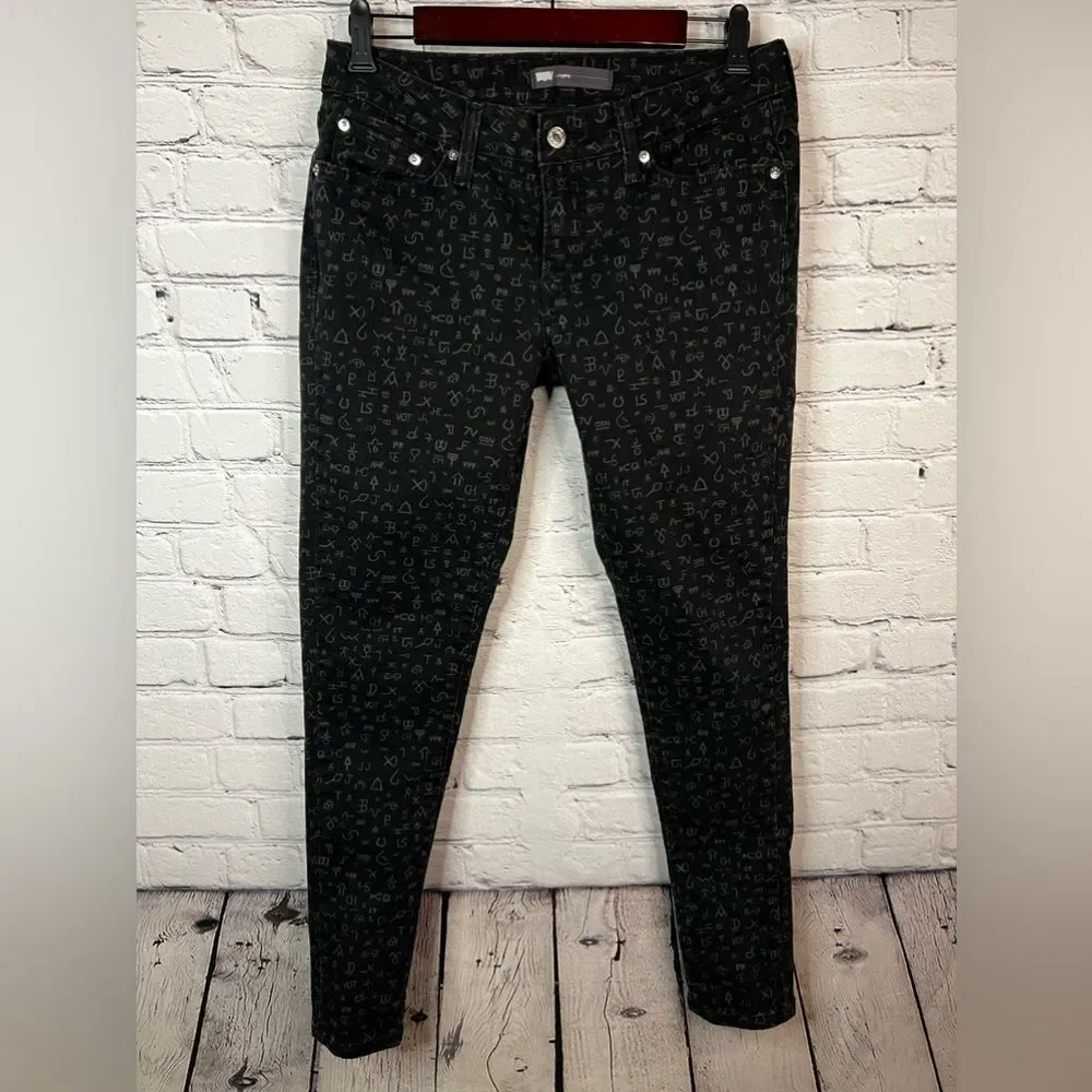 Levi's Legging Fit Skinny Mid Rise Jeans Black Grey Symbols‎ Woman's size 31x30